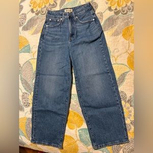 Madewell Curvy Perfect Vintage Wide Leg Crop Jean, Size 26, Darker Wash